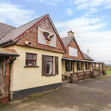 Apache Falls Lodge Limavady Exteriér fotografie